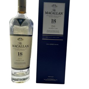 Macallan 18-Year Single Malt Whisky 700ml, Hand-Carved Artwork Bottle, Premium Collection Display