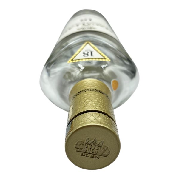 Macallan 18 Year Old Double Barrel Single Malt Whisky 700ml Limited Edition, Scotch Whisky, Bottle Art, Collection - Image 3